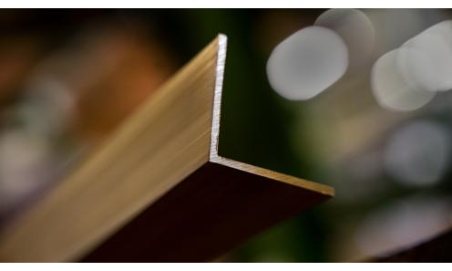 L_profiel_messing_tegel