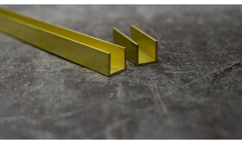 uprofiel_messing_tegel