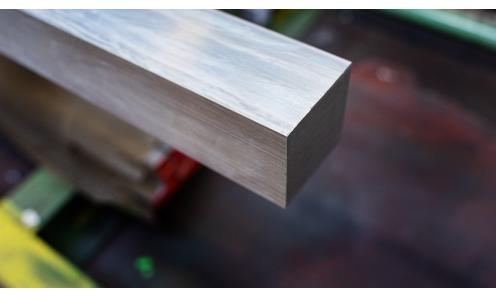 vierkantestaaf_tegel