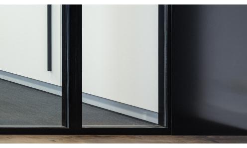 Tegel_afwerking_Aluminum